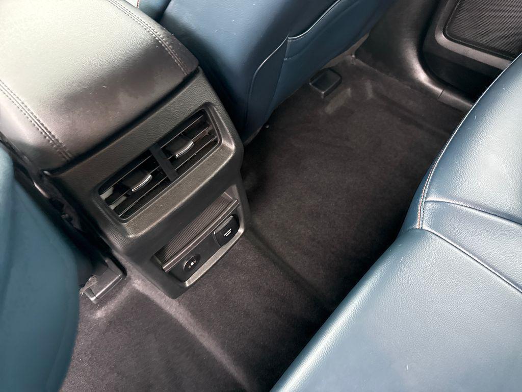 used 2024 Ford Edge car, priced at $25,748