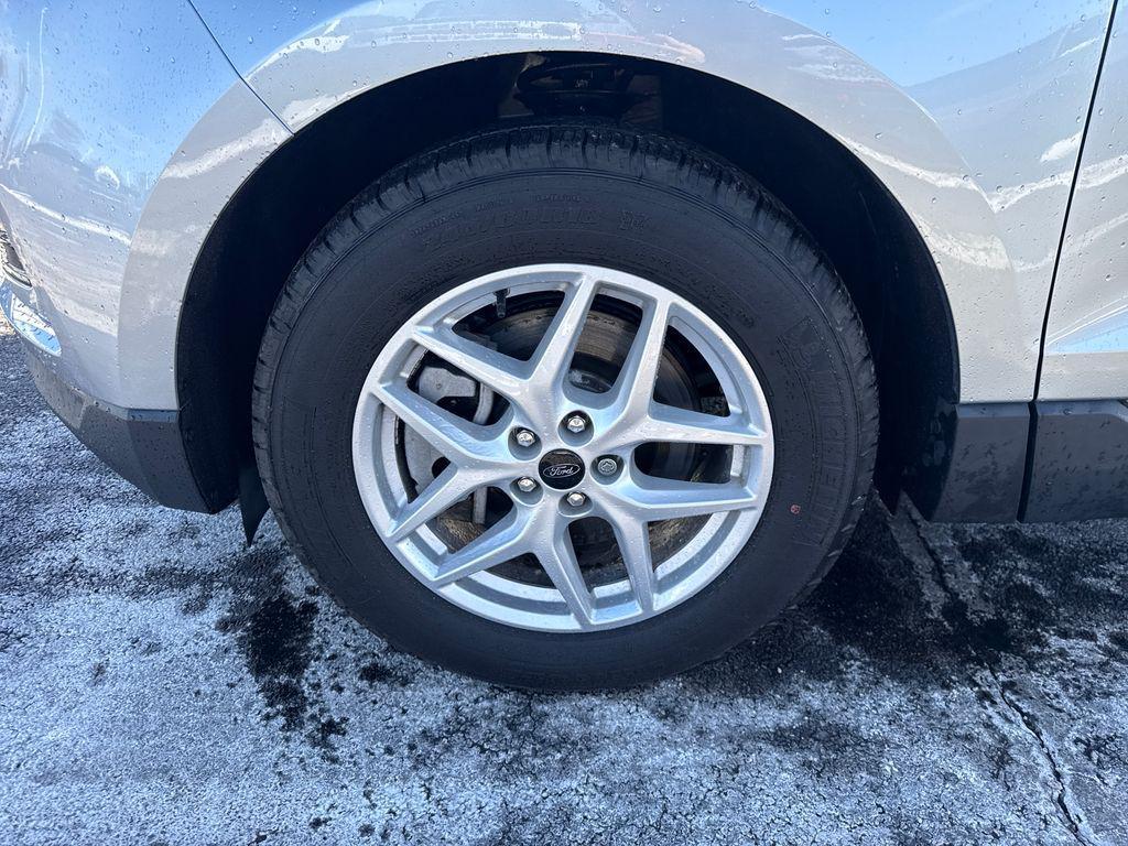 used 2024 Ford Edge car, priced at $25,864