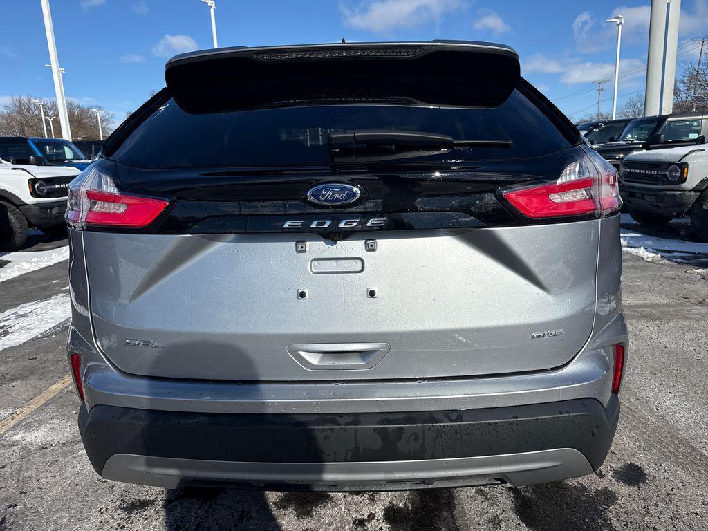 used 2024 Ford Edge car, priced at $25,864