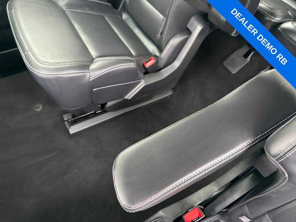 used 2025 Ford Expedition car, priced at $74,773