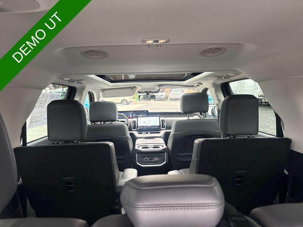used 2025 Ford Expedition car, priced at $61,381
