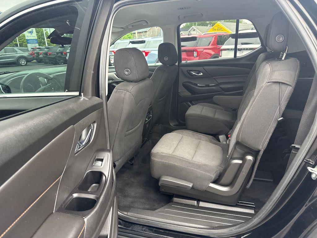 used 2018 Chevrolet Traverse car, priced at $17,361