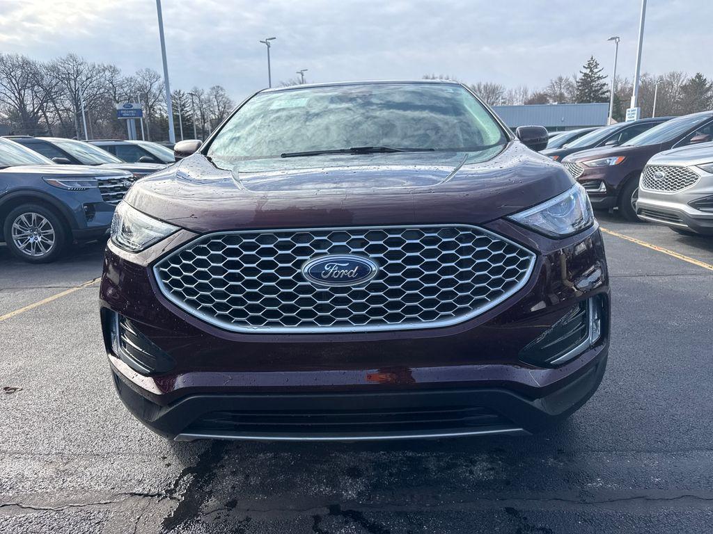 used 2024 Ford Edge car, priced at $28,584