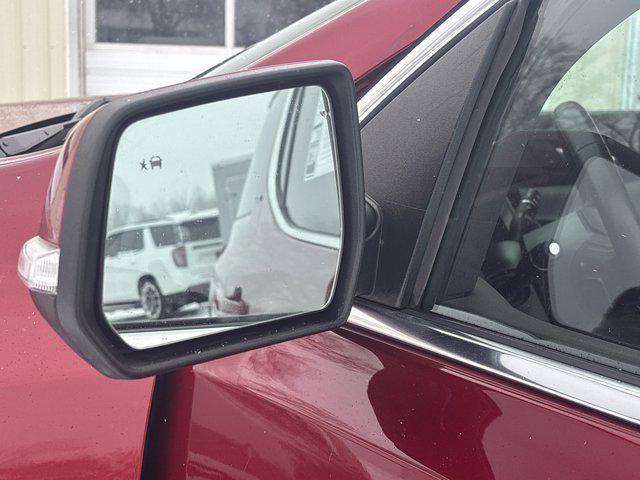 used 2023 GMC Acadia car, priced at $21,900