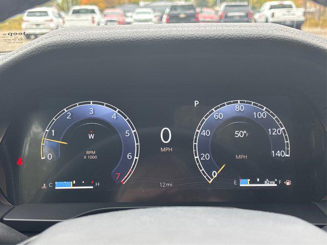 new 2025 Jeep Grand Cherokee car, priced at $38,365