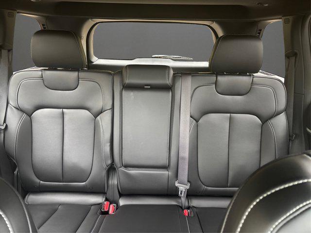 new 2025 Jeep Grand Cherokee car, priced at $38,365