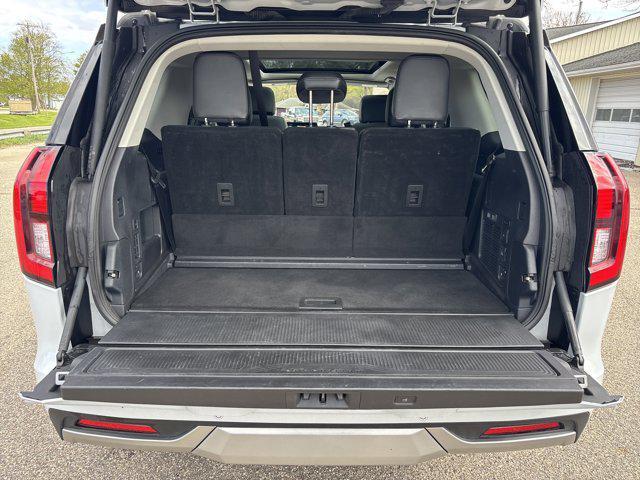 used 2025 Ford Expedition car, priced at $55,880