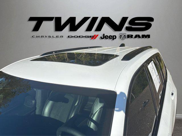 used 2023 Jeep Grand Cherokee car, priced at $27,500