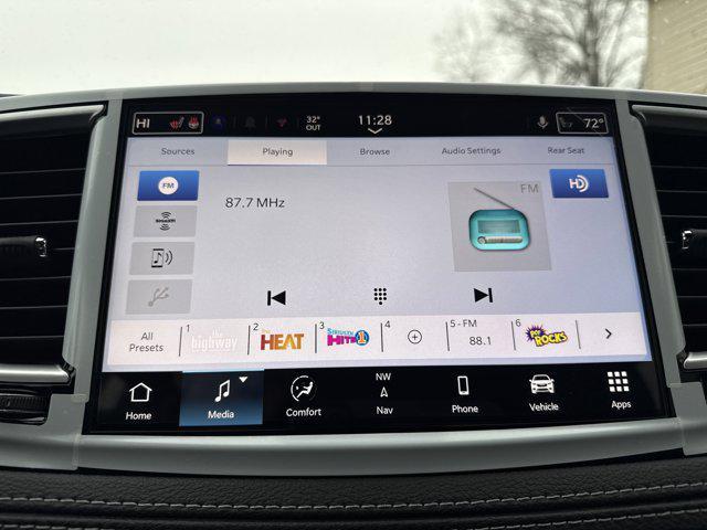 new 2026 Chrysler Pacifica car, priced at $51,302