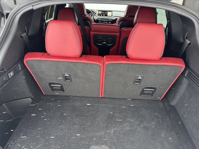 used 2023 Acura MDX car, priced at $38,000