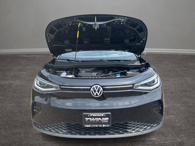 used 2024 Volkswagen ID.4 car, priced at $20,500