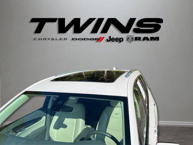 used 2022 Cadillac XT6 car, priced at $25,500