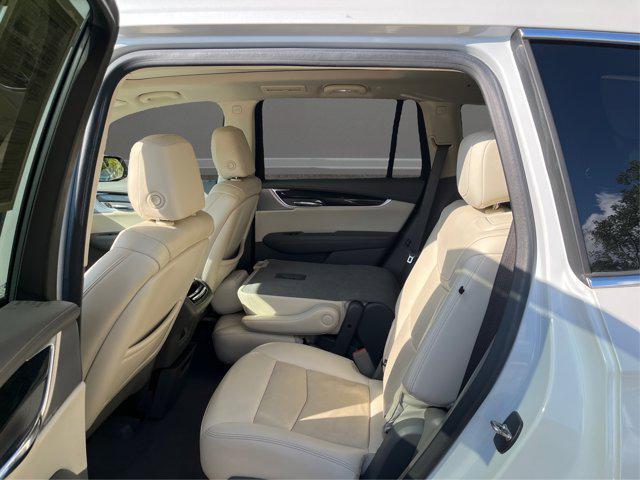 used 2022 Cadillac XT6 car, priced at $25,500