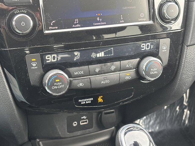 used 2020 Nissan Rogue car, priced at $14,200