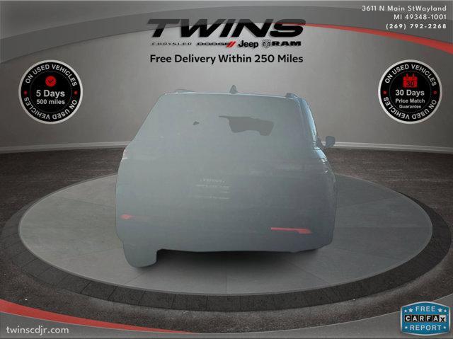 new 2025 Jeep Grand Cherokee car, priced at $35,807