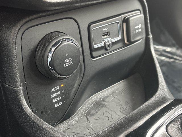 used 2016 Jeep Renegade car, priced at $11,895