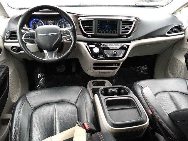 used 2019 Chrysler Pacifica car