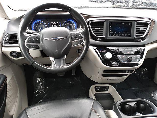 used 2019 Chrysler Pacifica car