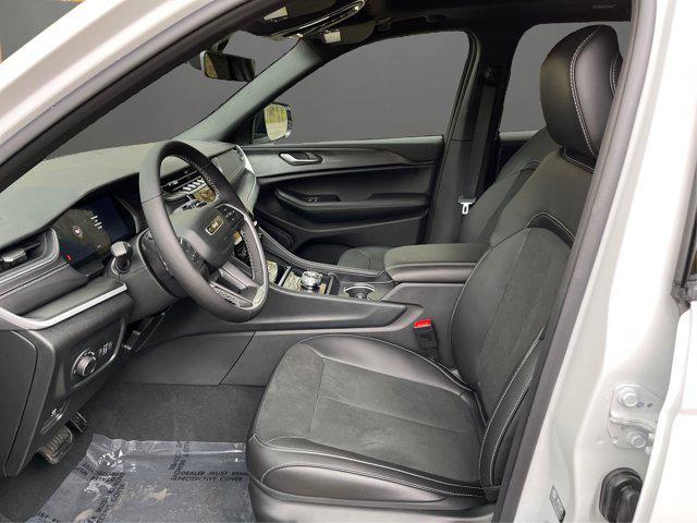 new 2025 Jeep Grand Cherokee car, priced at $34,423