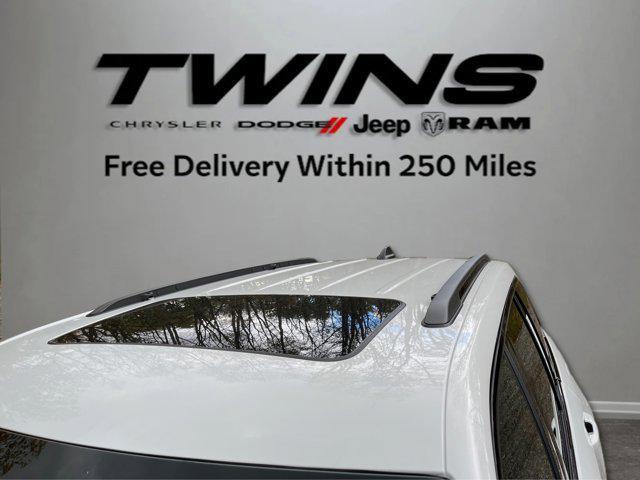 new 2025 Jeep Grand Cherokee car, priced at $34,423