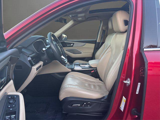 used 2024 Acura MDX car, priced at $38,400