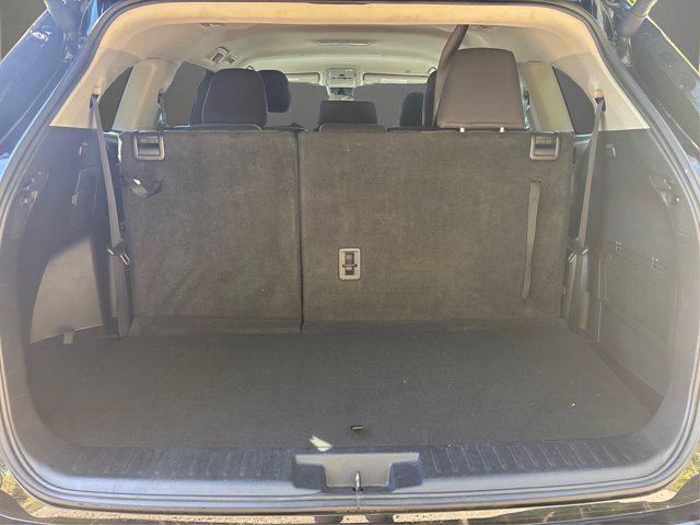 used 2024 Toyota Highlander car, priced at $28,600