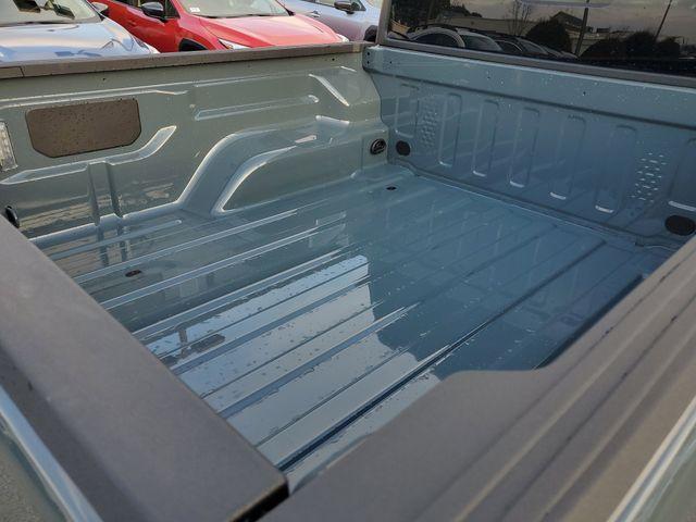 new 2026 Jeep Gladiator car, priced at $52,739