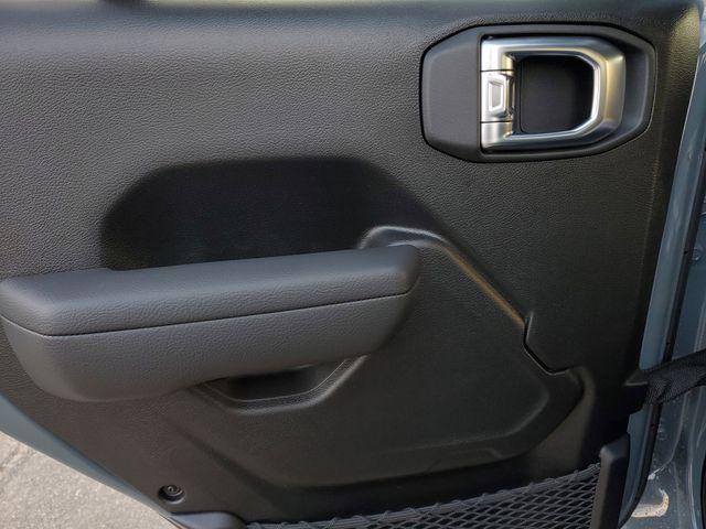 new 2026 Jeep Gladiator car, priced at $52,739