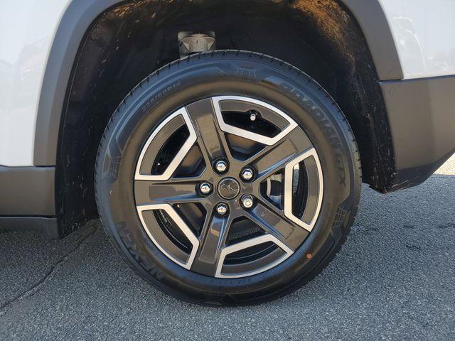 new 2026 Jeep Cherokee car, priced at $35,485