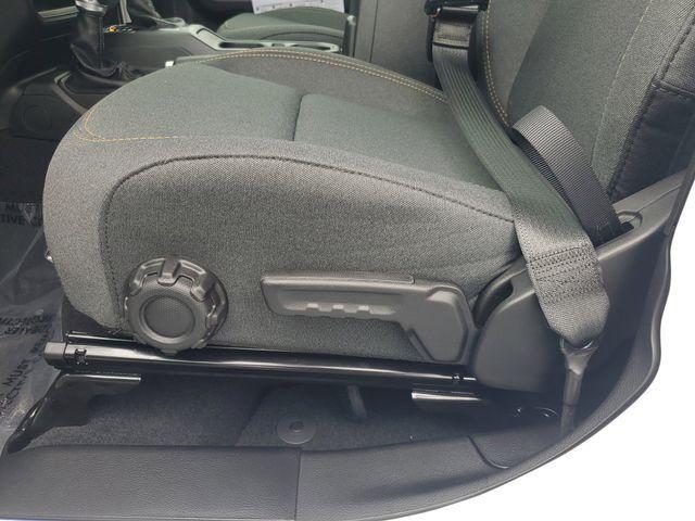 new 2026 Jeep Gladiator car, priced at $37,331