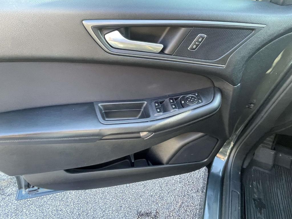 used 2015 Ford Edge car, priced at $5,993