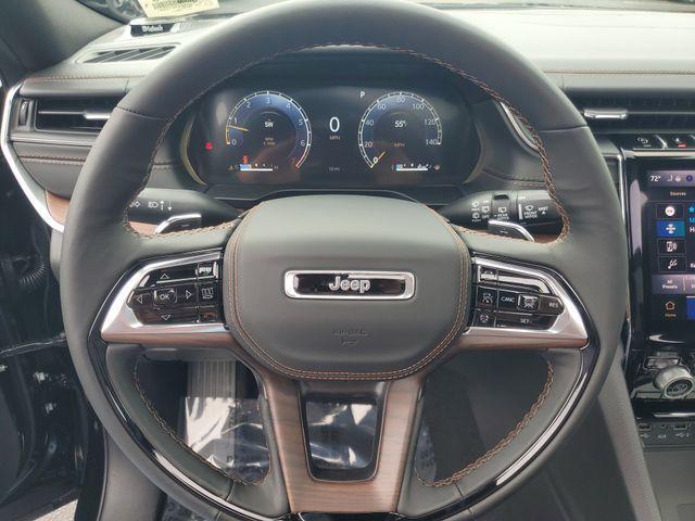 new 2025 Jeep Grand Cherokee car, priced at $59,837