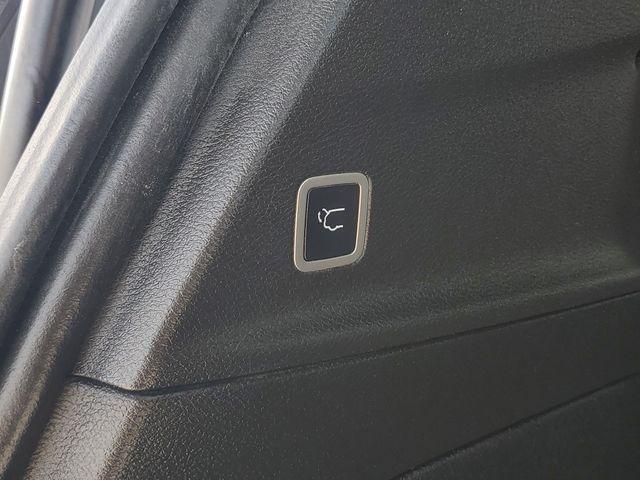 used 2025 Chrysler Pacifica car, priced at $30,670