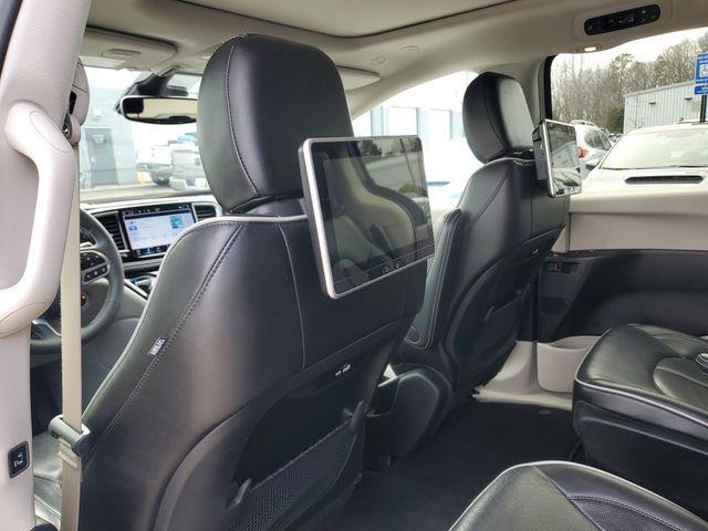 used 2023 Chrysler Pacifica Hybrid car, priced at $32,450