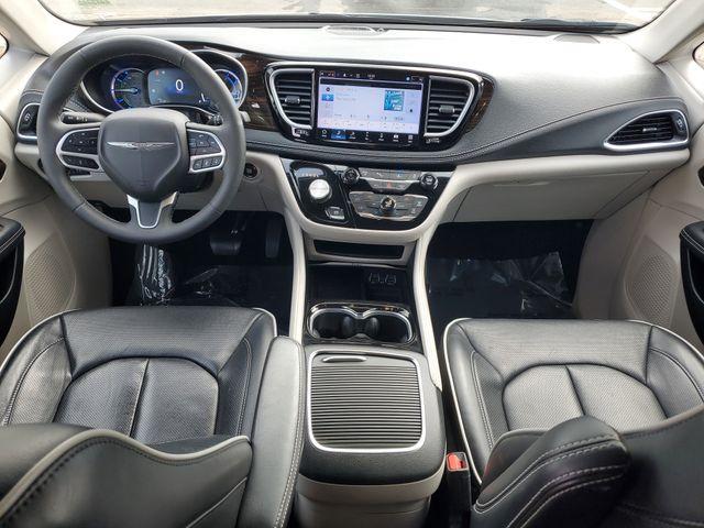 used 2023 Chrysler Pacifica Hybrid car, priced at $32,450