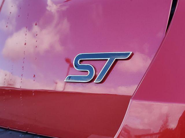 used 2023 Ford Explorer car, priced at $37,975