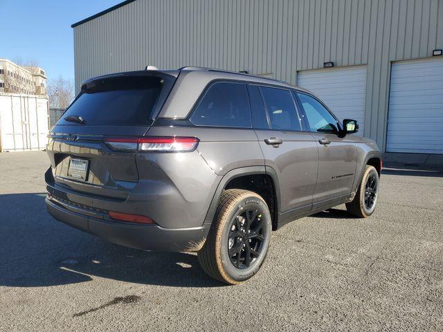 new 2025 Jeep Grand Cherokee car, priced at $34,582