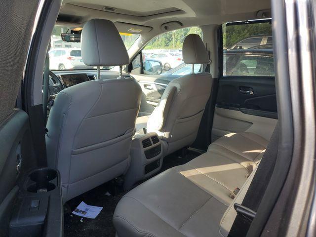 used 2020 Honda Pilot car, priced at $24,388