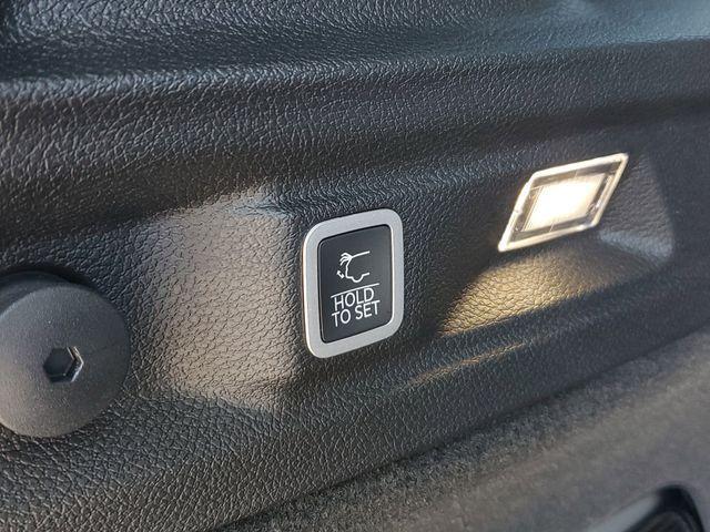 new 2025 Jeep Grand Cherokee L car, priced at $59,975