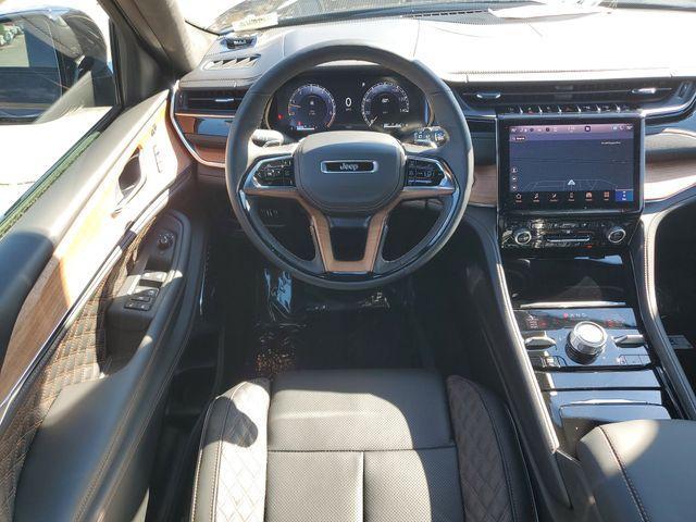 new 2025 Jeep Grand Cherokee L car, priced at $59,975