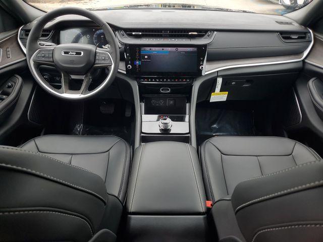 new 2026 Jeep Grand Cherokee car, priced at $39,319