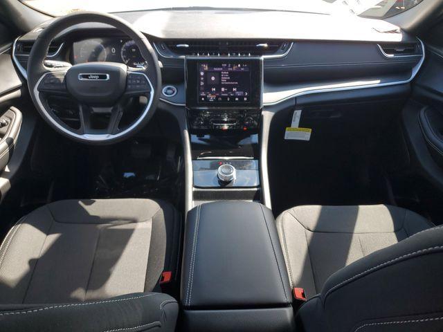 new 2026 Jeep Grand Cherokee car, priced at $37,692