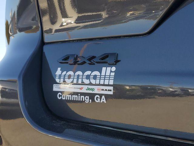 new 2026 Jeep Grand Cherokee car, priced at $44,575