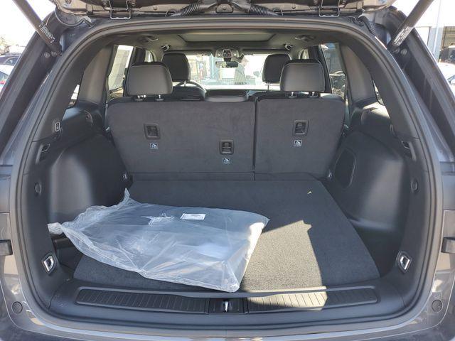 new 2026 Jeep Grand Cherokee car, priced at $44,575