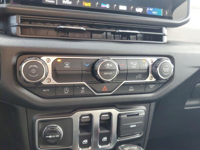 new 2026 Jeep Wrangler car, priced at $34,771