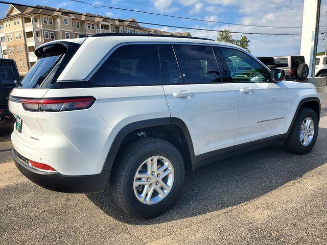 new 2025 Jeep Grand Cherokee car, priced at $31,912