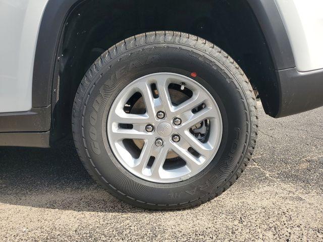 new 2025 Jeep Grand Cherokee car, priced at $31,912