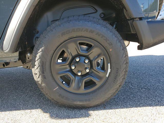 new 2026 Jeep Wrangler car, priced at $34,981