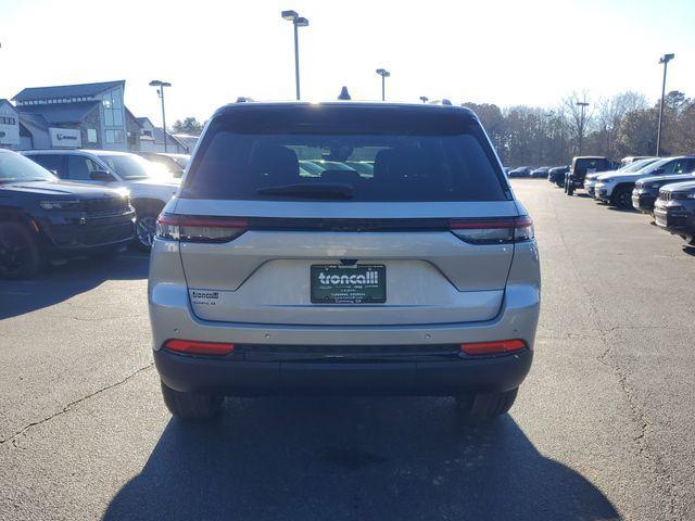 new 2025 Jeep Grand Cherokee car, priced at $36,582