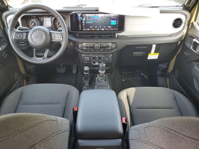 new 2025 Jeep Gladiator car, priced at $37,847